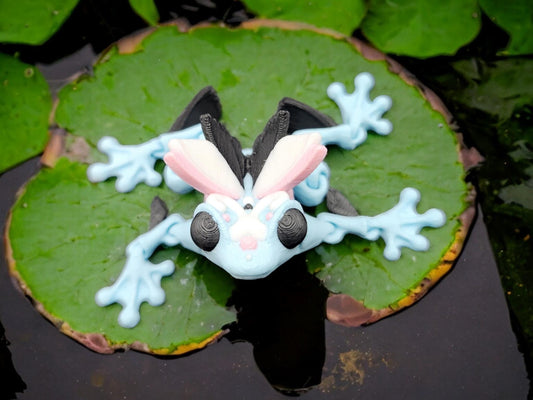 3D printed articulated fairy/faerie flutter frog